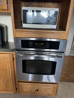 GE Electric Oven
