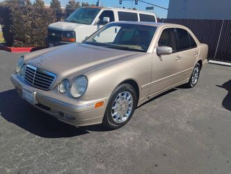 2001 Mercedes-Benz E 320