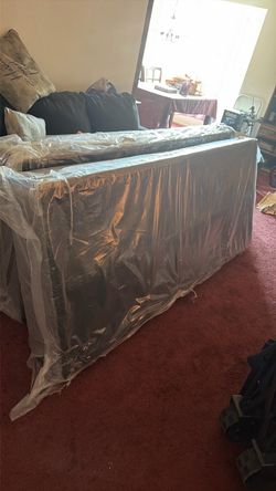 Ca king box spring