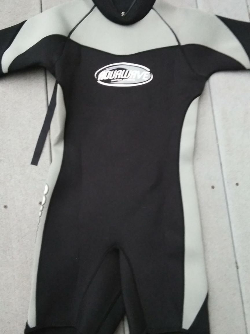 Women's Small Wetsuit