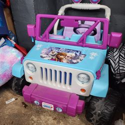 FROZEN Powerwheels Jeep And Bicycle 
