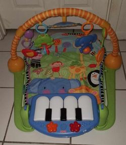 Fisher Price 4-In-1 Groovin Kicks piano drum baby activity play mat $15 FIRM