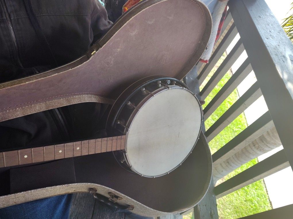 Vintage Banjo