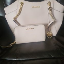 New With Tags Michael Kors Pink Large Bag With Matching Wallet