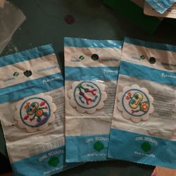 Girl Scouts Daisy Badge Iron-On Patches – Lot of 3