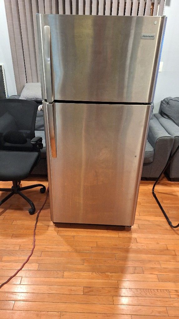 Refrigerator Frigidaire