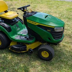 John Deere S120 riding mower