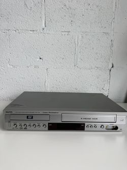 Sanyo DVW-7100 DVD VHS VCR Combo Player Recorder 4 Head Tested Fully Working