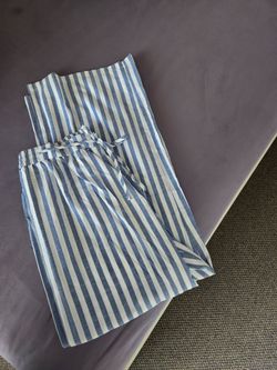 White blue striped linen pants