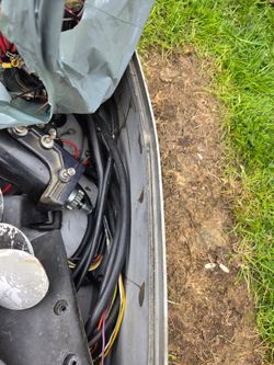 Boat starter/battery cables outboard coils