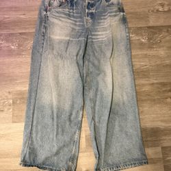 bdg baggy jeans size 31-32