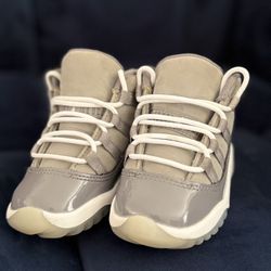 Air Jordan 11 XI Cool Gray