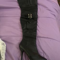 Size 9 Leather Pleasers