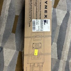 Dynex 47 to 75 inch full motion TV wall mount