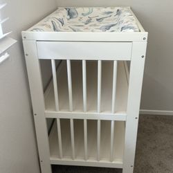 Baby changing table