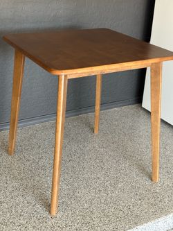 Simple Living Newington Counter Height Table - Walnut 27 x 27 inches