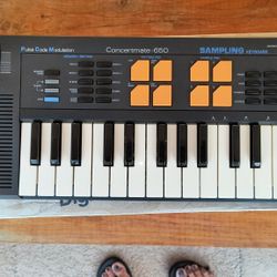 Concertmate 650 Musical Instrument. 