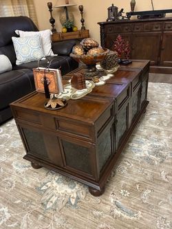 Ornate Wood and   Trunk  coffe table ( decoration not included)