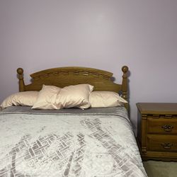Complete Queen-Sized Bed Set Plus Nightstand 