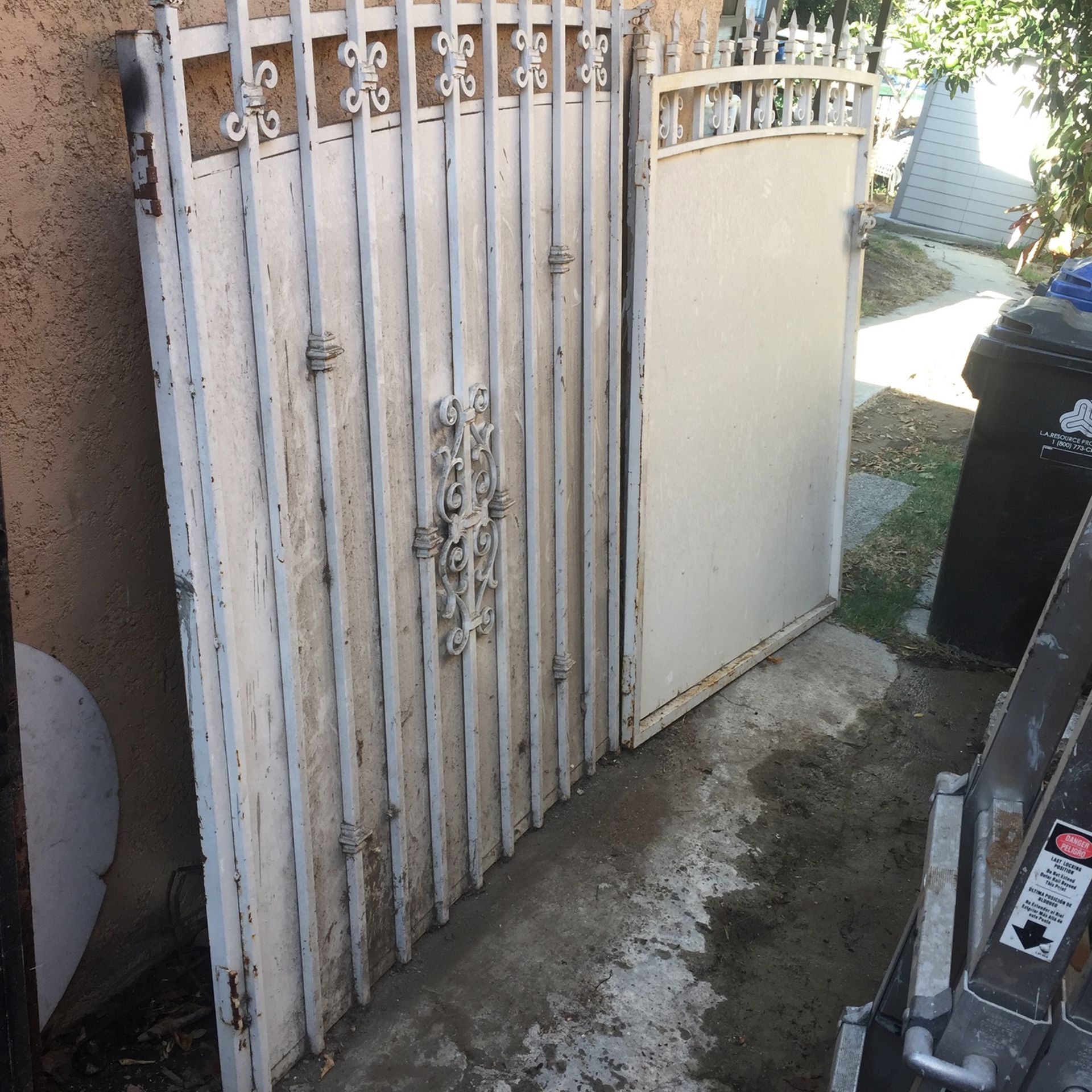 Gate Doors  Or Drive Way  Door S Used Good  Condition  53 By 68 “ Inches 