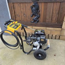Dewalt 3600psi Gas Pressure Washer 