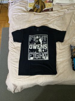 WWE Kevin Owens FIGHT OWENS FIGHT Large Shirt