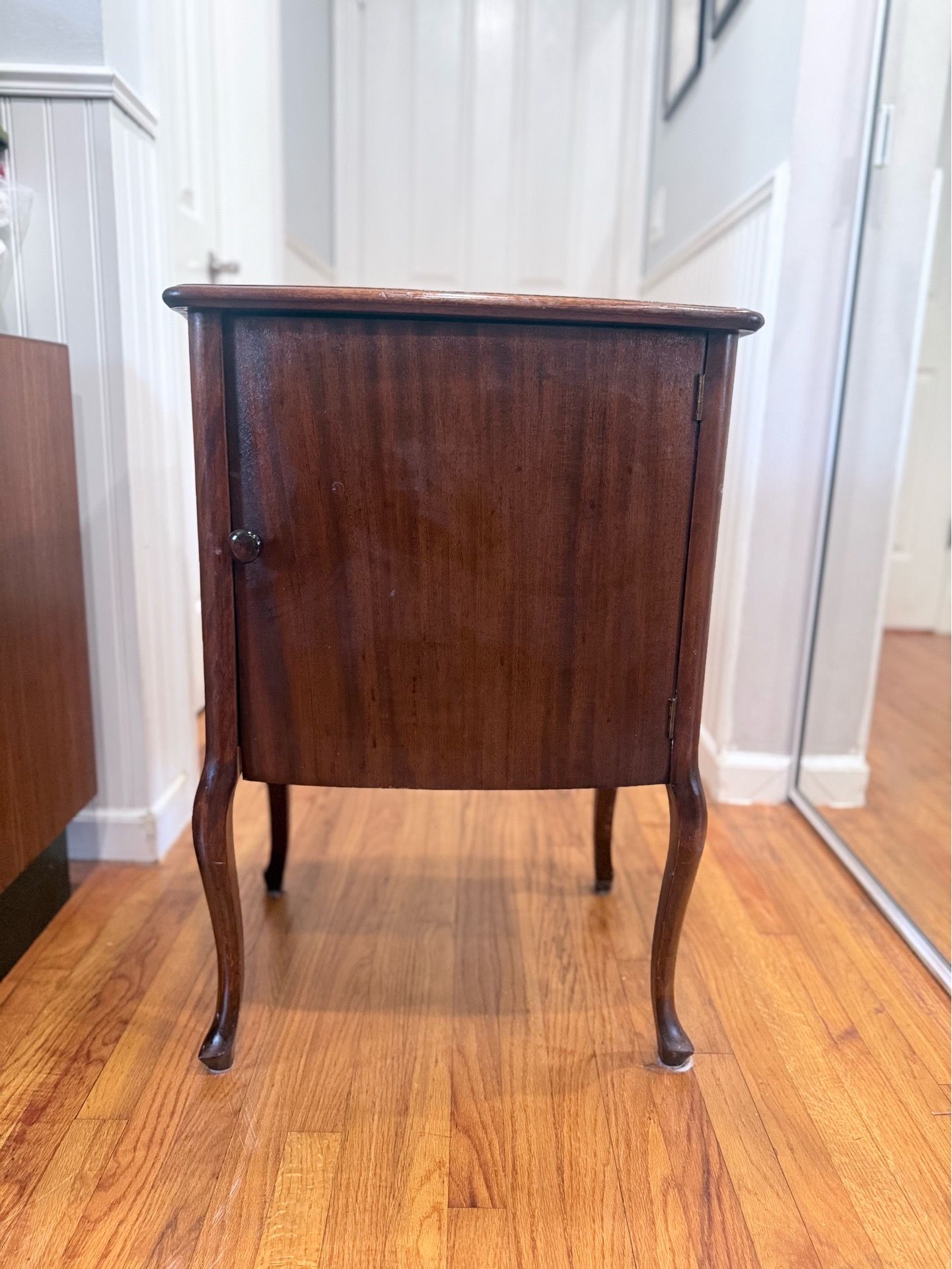 Antique side table / cabinet