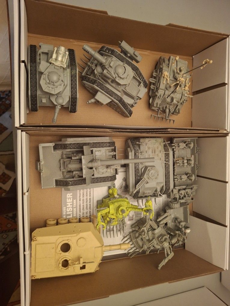 Warhammer40K  -  Multiple TANKS