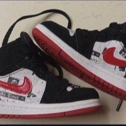 AIR JORDAN 1MID NEWSPAPER 