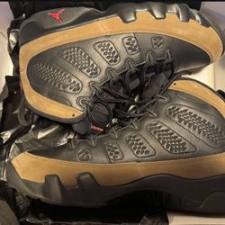 Air Jordan Retro 6s (Olive) (size 10) PRICE IS FIRM (NO TRADES!!!)