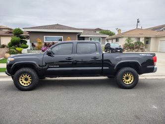 2018 tacoma TRD off road