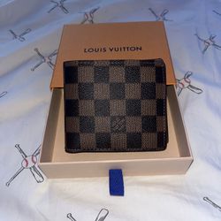 Louis Vuitton Wallet Used With Box for Sale in Bethel Park, PA - OfferUp