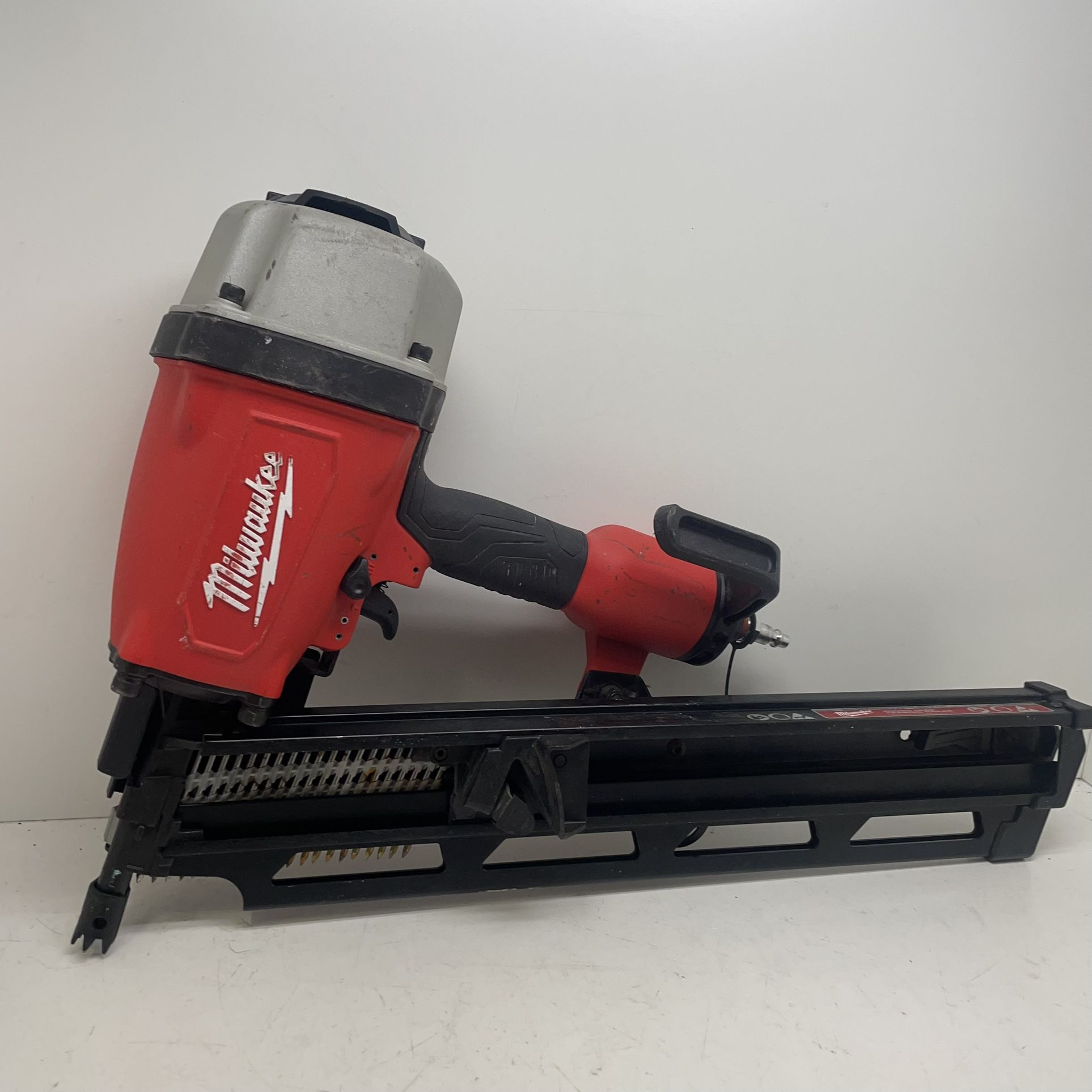 Milwaukee Round Head Framing Nailer 202159