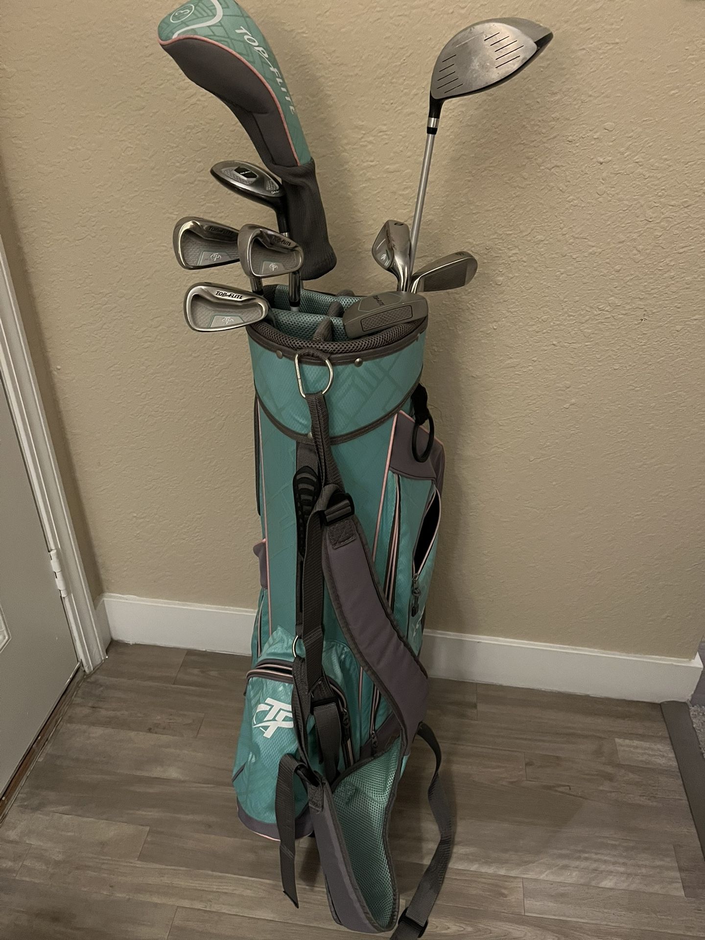 Golf Set Top Flite Ladies RH Standard