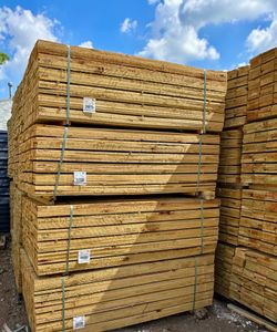 $1.49🔥6FT TREATED PINE PICKETS #2