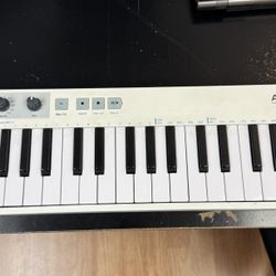 Arturia Keystep 32 