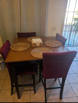 Dining Table w/ high chairs
