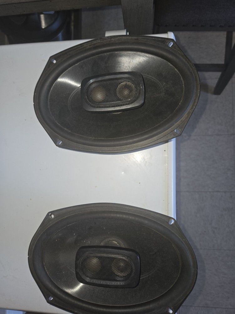 2- 6x9 Polk Speakers