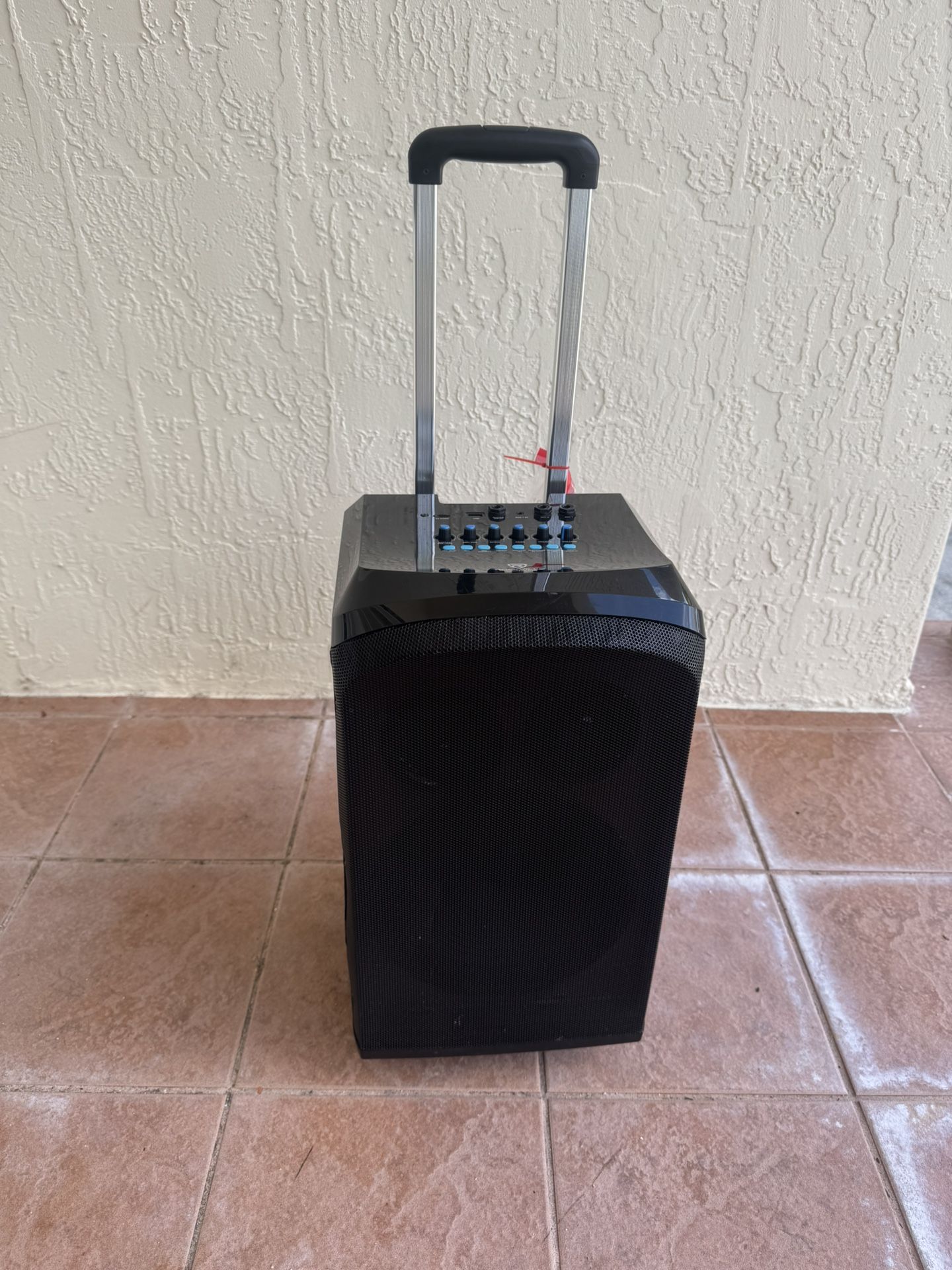 PORTABLE PA SYSTEM Rock Ville