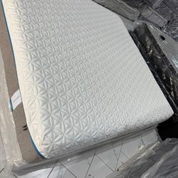 King sizes mattress and box spring