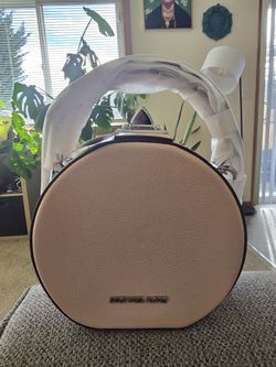Michael Kors Serena Small Circle Crossbody (Powder Blush)
