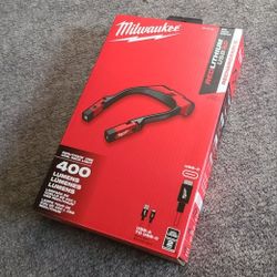 Milwaukee 400 Lumens LED REDLITHIUM Rechargeable Neck Light (NEW)