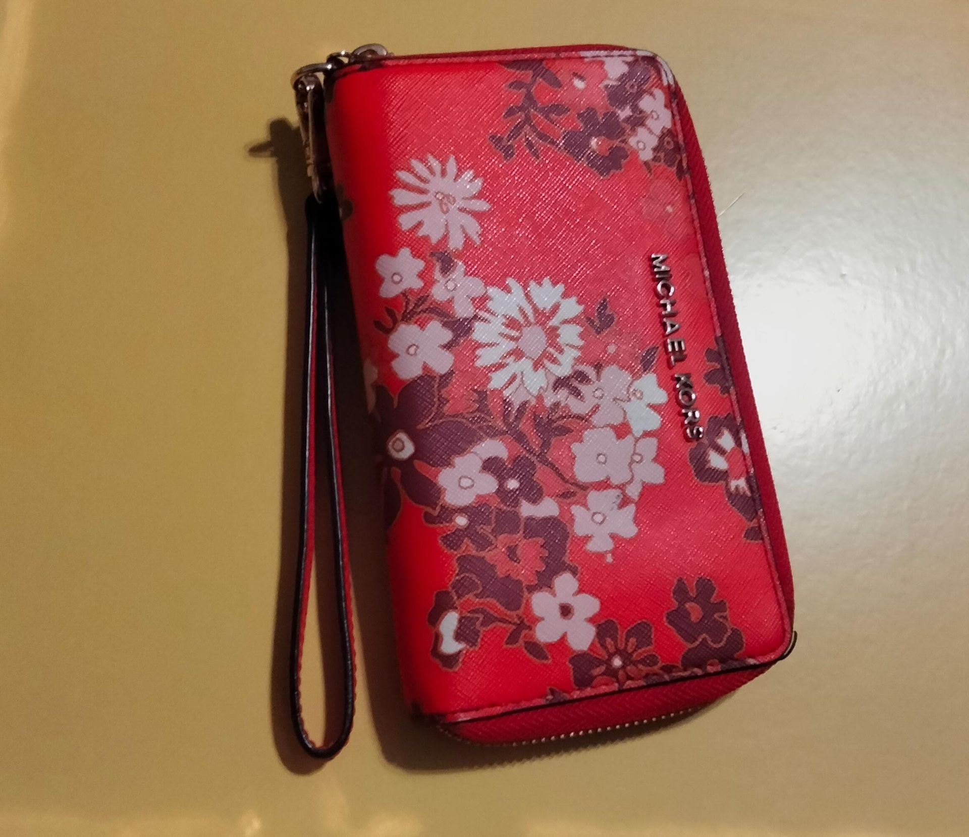 Michael Kors Wallet/ Wristlet