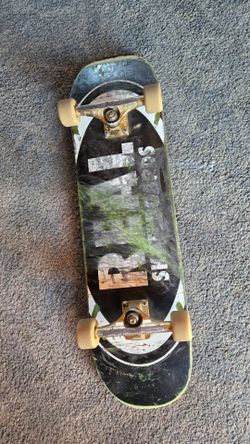 Complete Skateboard