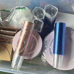 Disposal  heavy Duty  Plastic Plates , Rose gold cutlery, 100 rose gold plastic cups, 100 royal blue cups and napkins