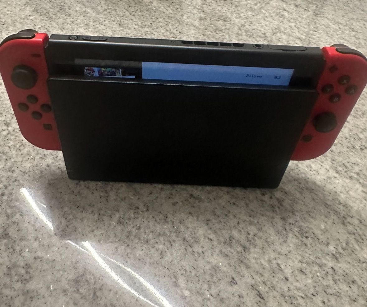 Nintendo switch w/ Extra Controller