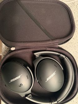 Bose Headphones w/ case