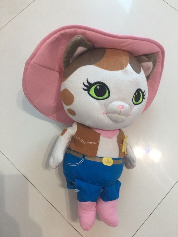 Sheriff Callie Plush Doll * Callie-Oke Sing-A-Long * TALKS * Disney cowgirl cat