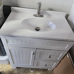Used Bathroom Vanity With Faucet