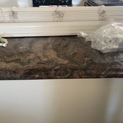 Wood Blind 33wx43L